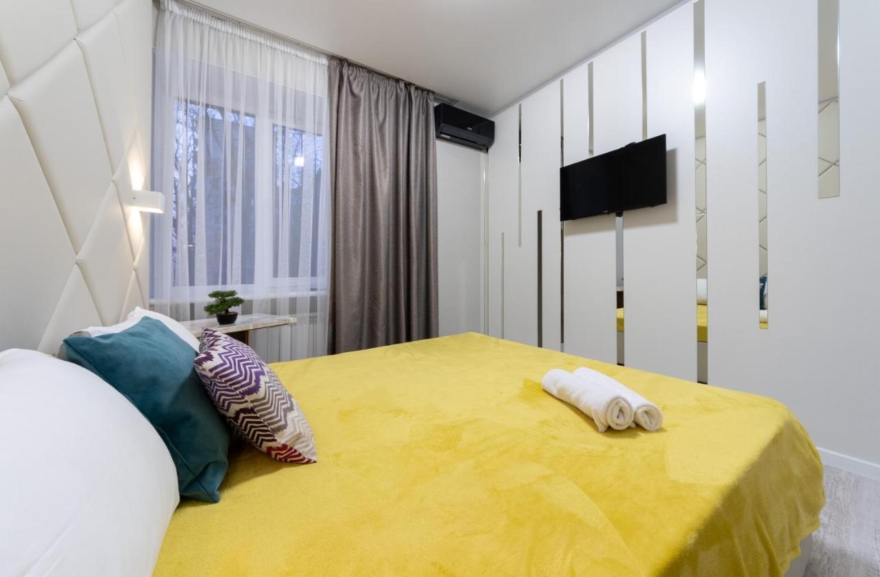 Pechersky Kvartal Apartments Kyiv Exterior photo