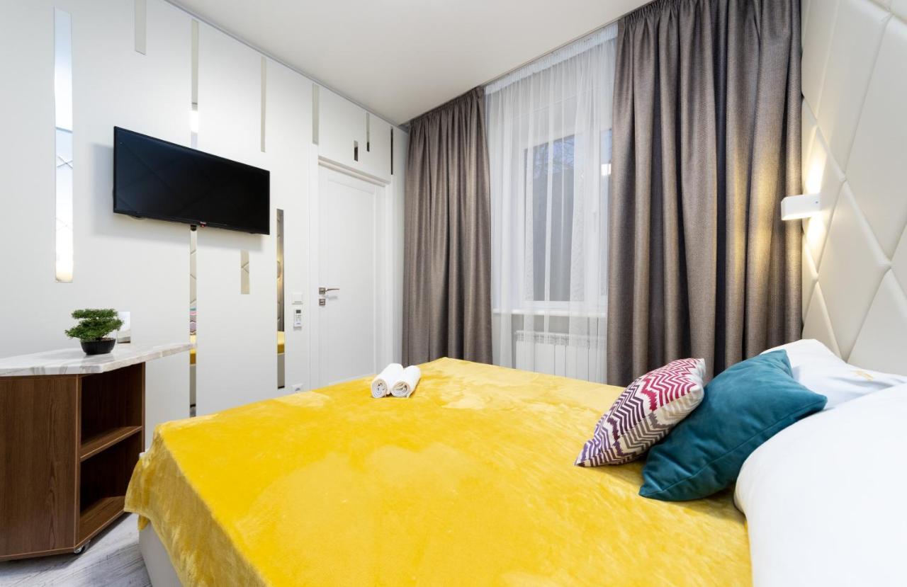 Pechersky Kvartal Apartments Kyiv Exterior photo