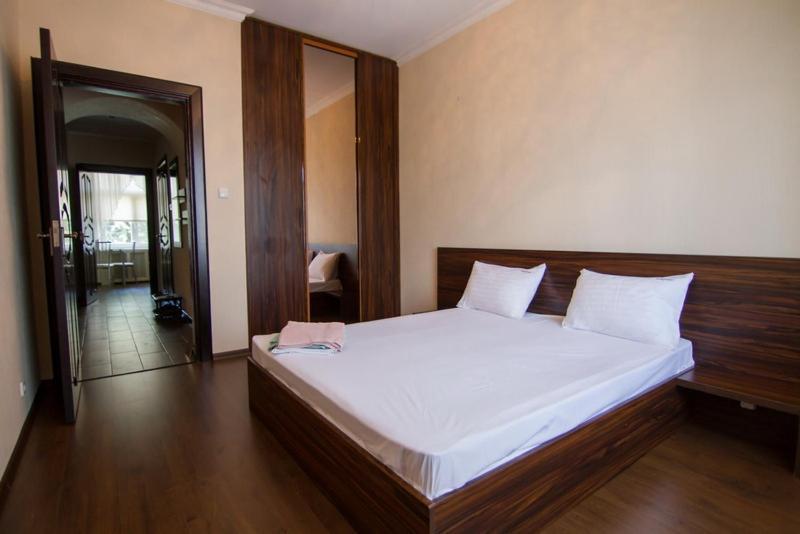 Pechersky Kvartal Apartments Kyiv Exterior photo