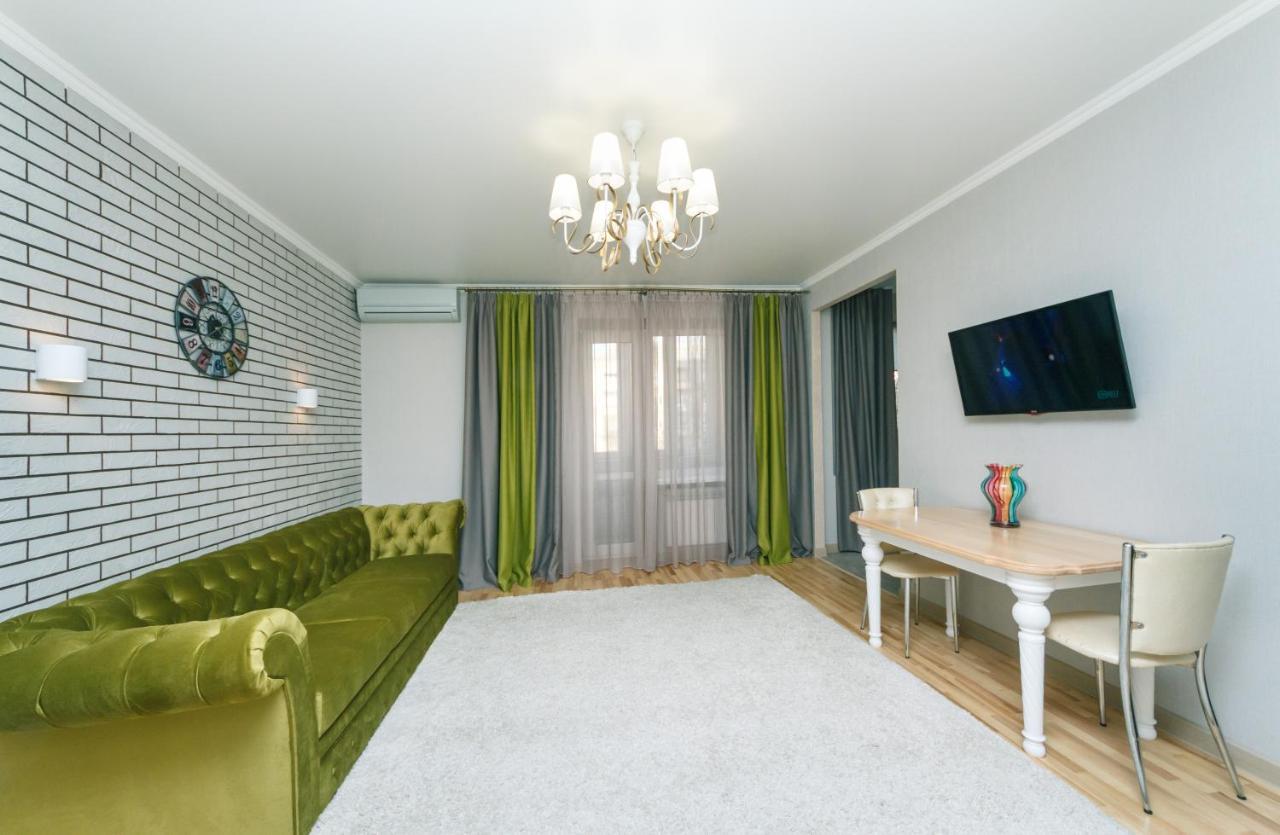 Pechersky Kvartal Apartments Kyiv Exterior photo