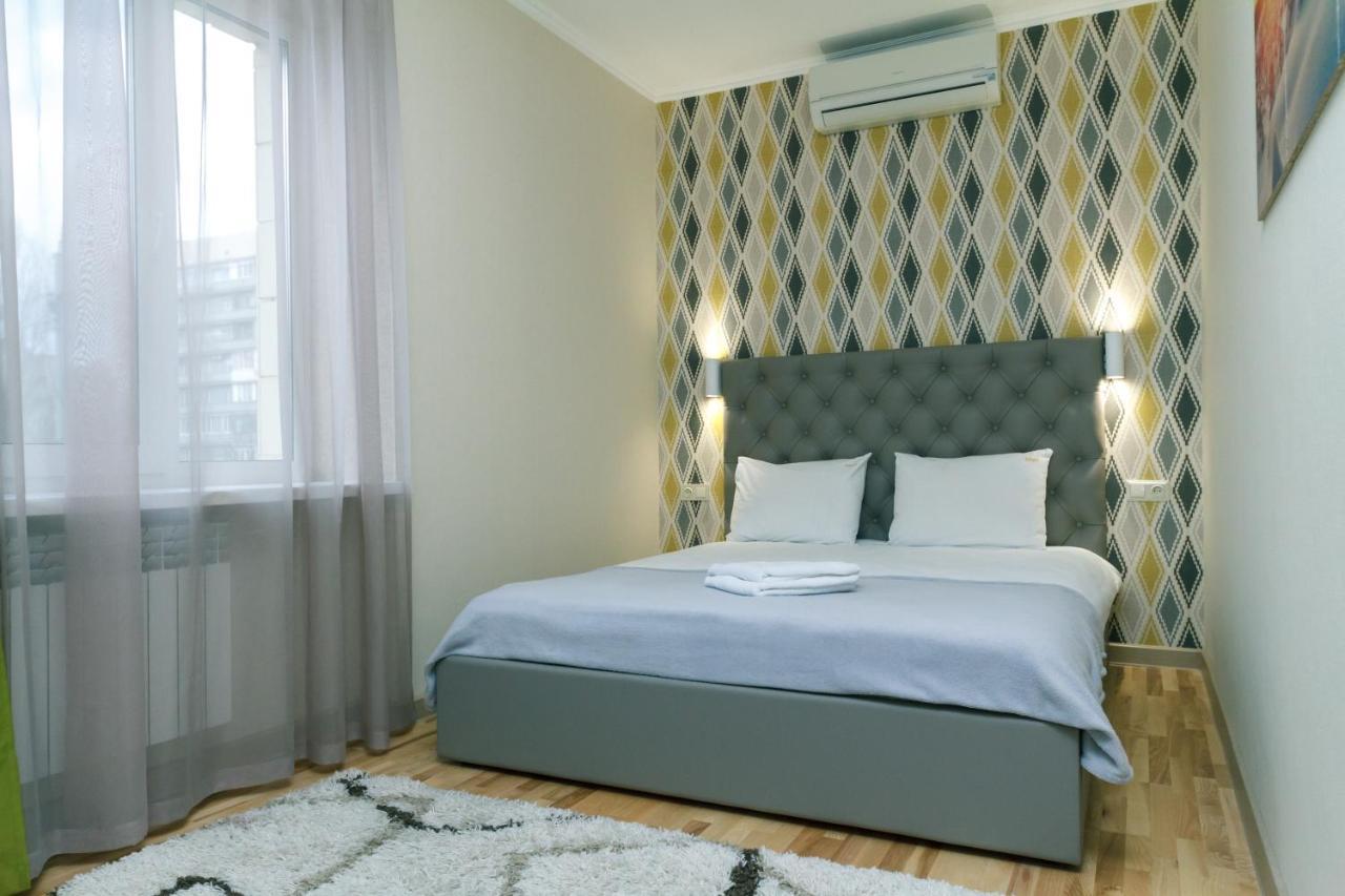 Pechersky Kvartal Apartments Kyiv Exterior photo